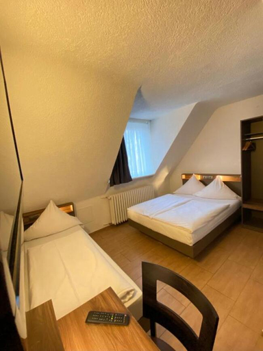 Bedroom 4, Frohnhauser Hof Hotel, Essen