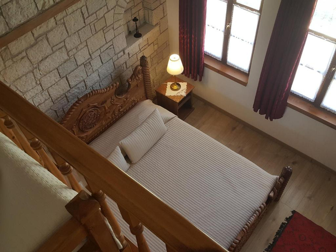 Bedroom 1, Hotel Gjirokastra, Gjirokastrës