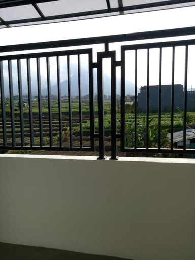 Others 2, Villa Bismillah, Malang