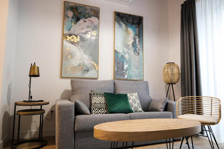 Others 5, Calma Suites, Sevilla
