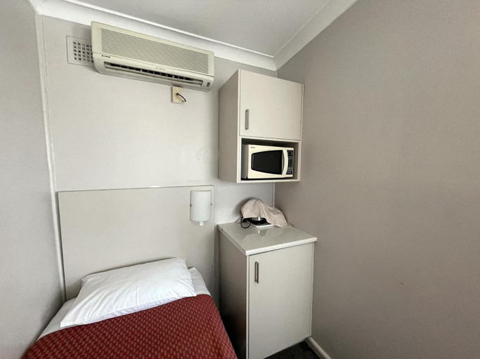 Bedroom 4, Hillview- Motel, Goulburn Mulwaree - Goulburn