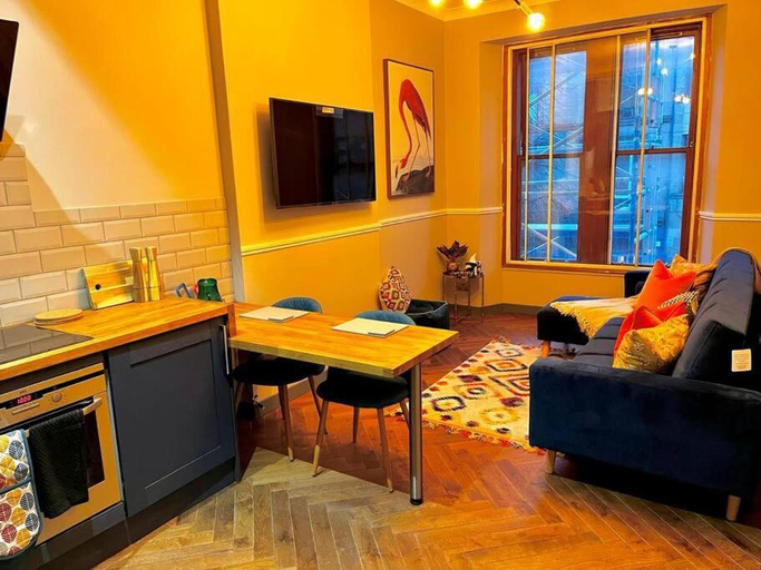Bedroom 5, Stunning 1 bed Apt in West End, Glasgow