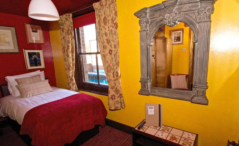 Bedroom 5, Fifteens of Chester, Cheshire West and Chester