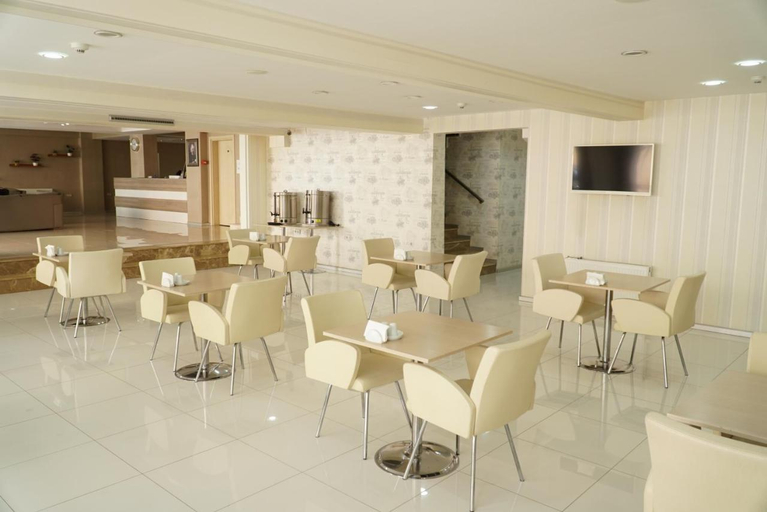 Food & Drinks 4, Cinas Hotel, Merkez