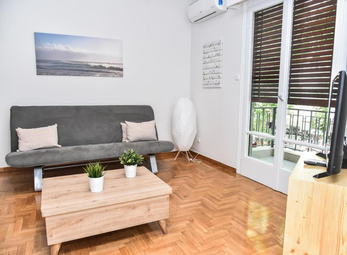 Others 4, Modern Apartment at Exarchia 1 bed 2 pers, Attica
