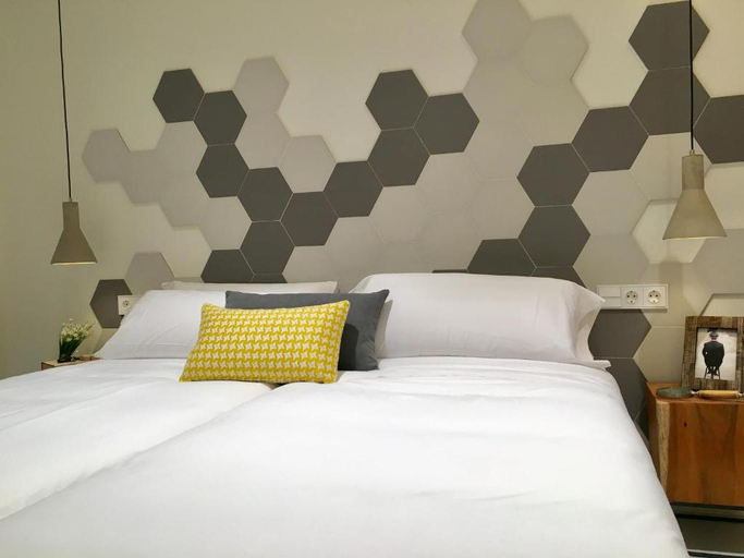 Bedroom 5, Inside Bilbao Apartments, Vizcaya