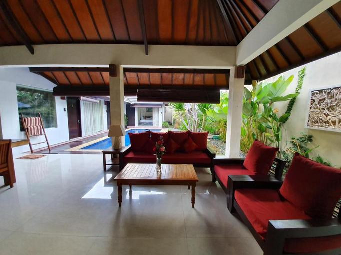 Others 4, Villa Davenny, Badung
