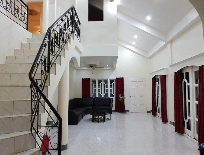 Others 3, OMG Guesthouse Room for 2, Samal City