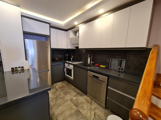 Others 3, Ozel havuz ve deniz manzaralı yeni villa, Kuşadası