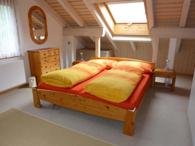 Others 2, Apartment Barmettlenstrasse 26 by Interhome, Obwalden