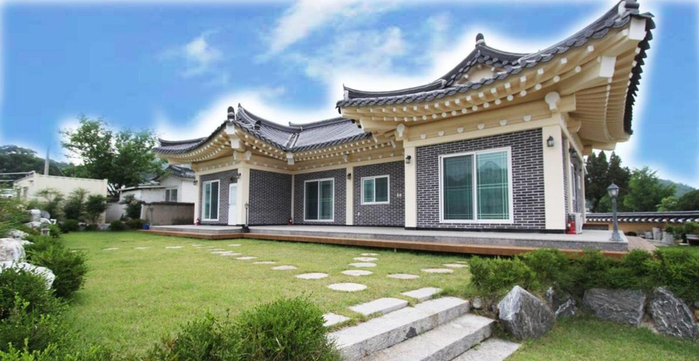 Others 5, Gyeongju Family Pension, Gyeongju
