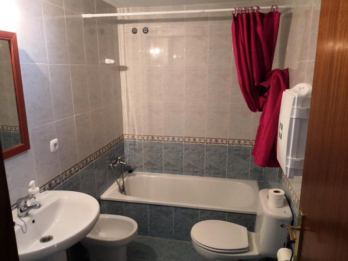 Bathroom, Vivienda cercana a la playa con todas las comodidades, Cádiz