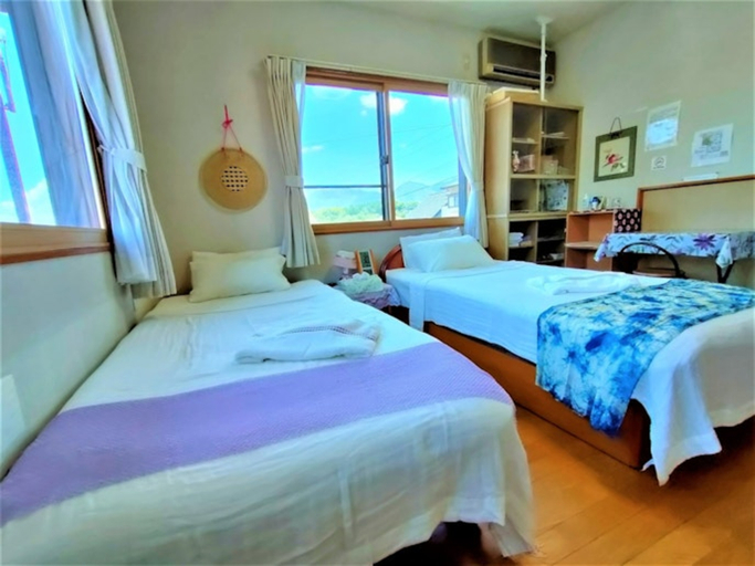 Bedroom 5, Maeda House - Accommodation for Bamboo Craft Experience, Aira