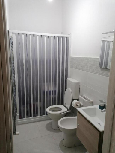 Bathroom, Nonno Giovanni, Palermo