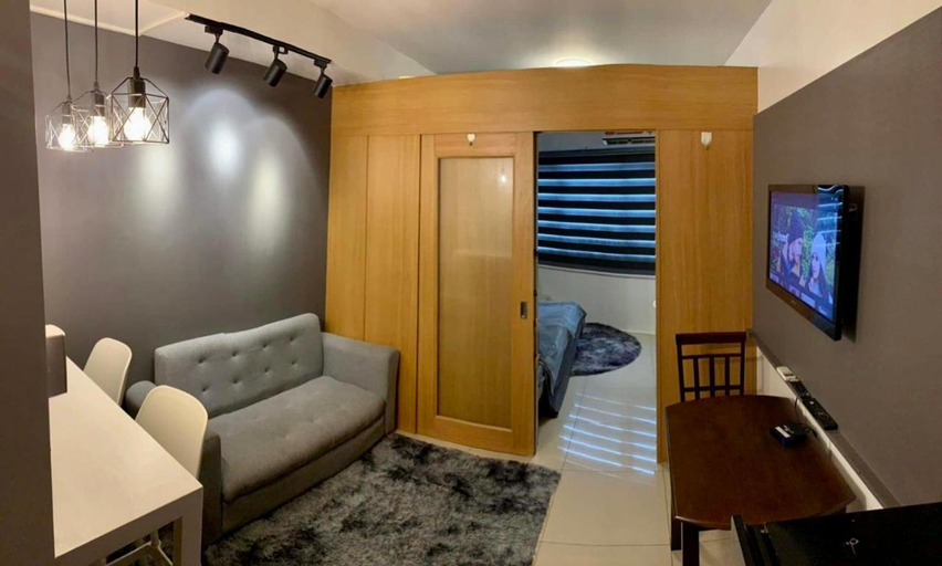 Others 3, MOA Staycation Shell Residences, Pasay City