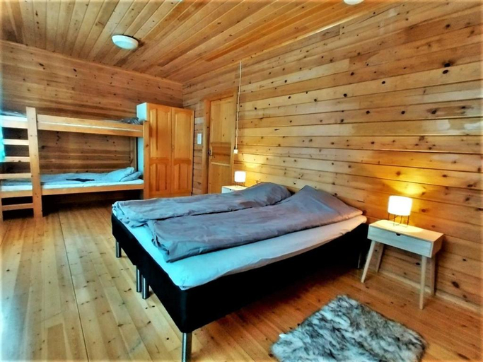Bedroom 5, Old Pine Husky Lodge, Lapland