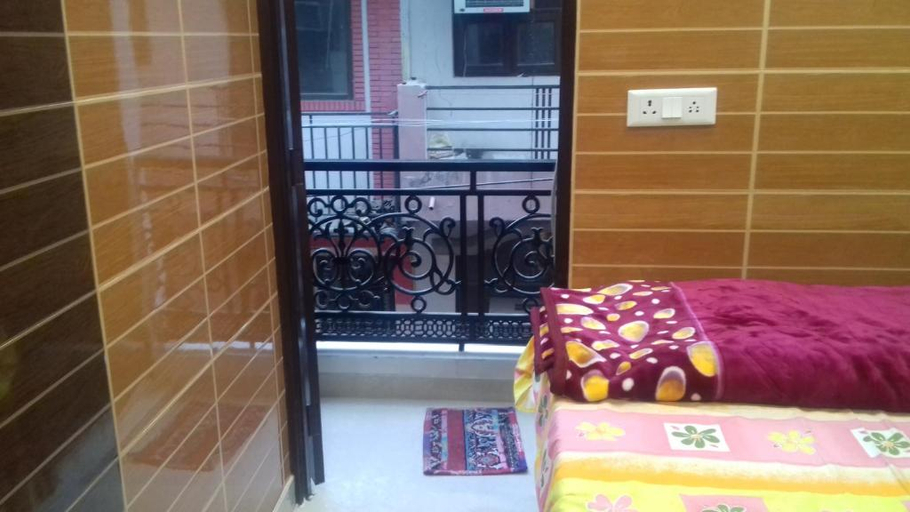 Bedroom, Posh S.delhi Foreigners Area, V.safe, Lajpat Ngr-2, Delhi