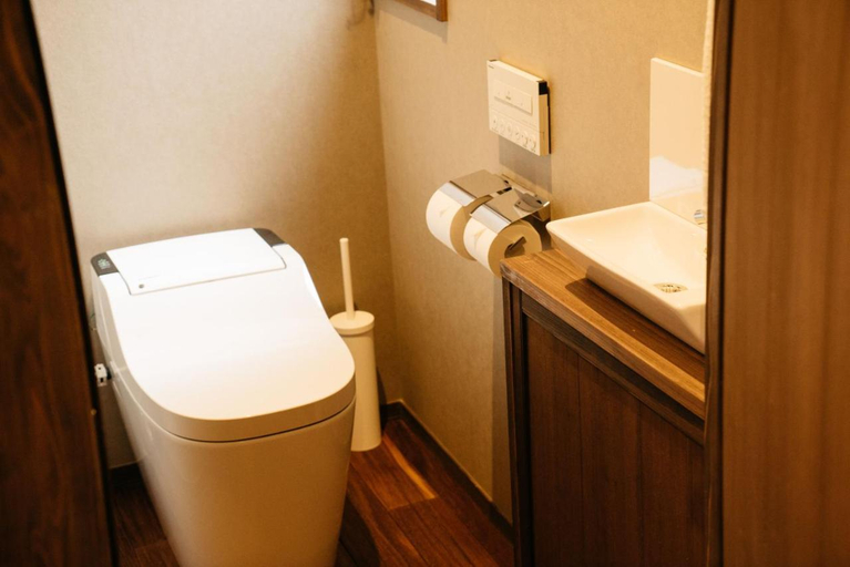 Bathroom, Ryu TABI-NE, Kanazawa