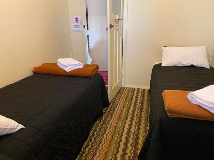 Bedroom 3, Royal Hotel Capertee, Lithgow