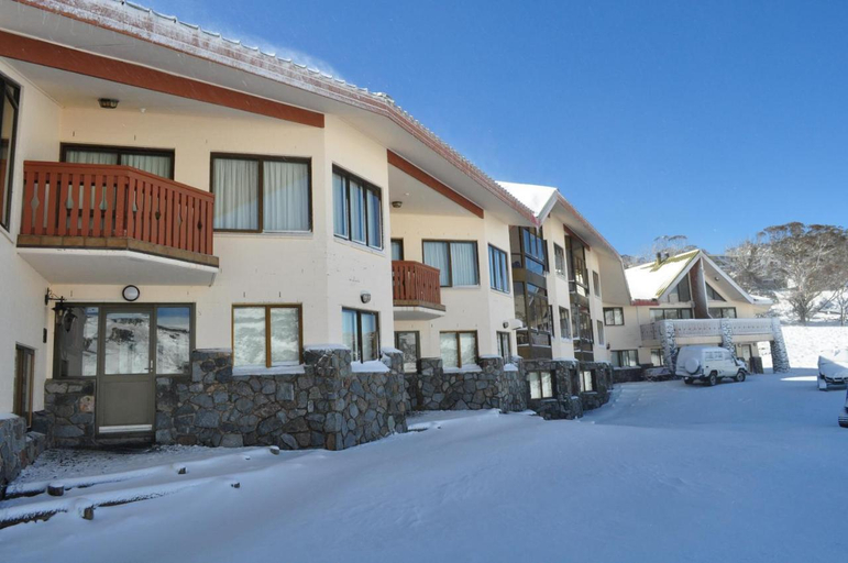 Exterior & Views 4, Salzburg Apartments, Snowy River