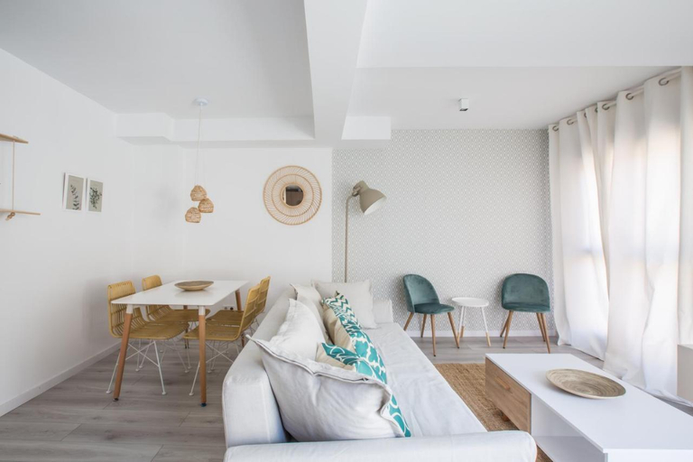 Bedroom 2, Horoko Apartments by gaiarooms, Madrid