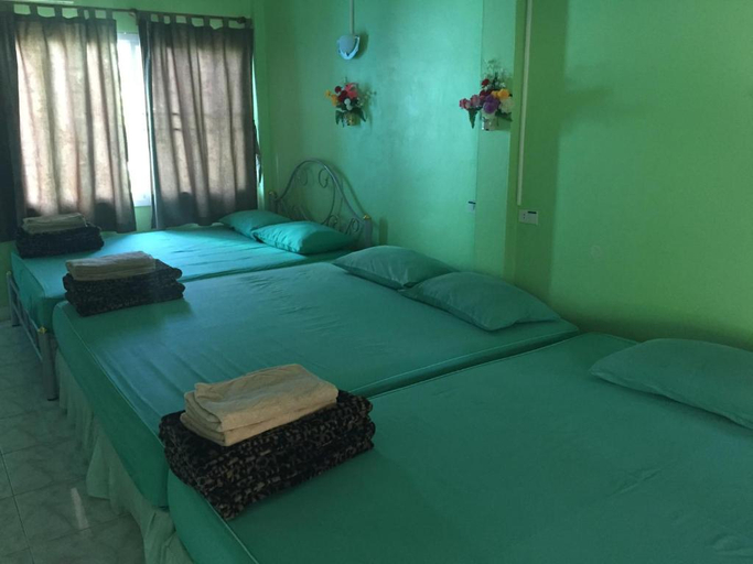 Bedroom 5, Sin U Rai Resort, Pattaya