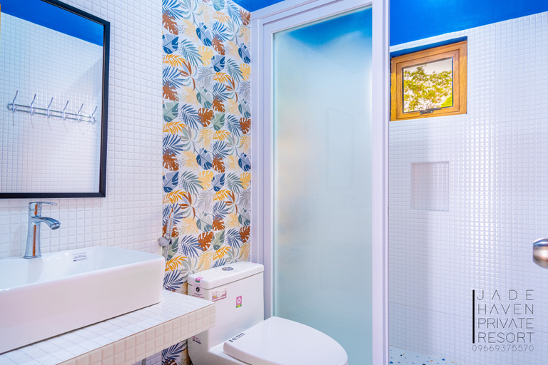 Bathroom, Jade Haven Private Resort - Natural Hotspring pool, Los Baños