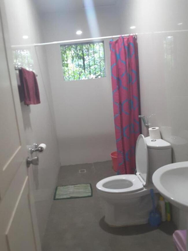 Bathroom, OMG Guesthouse Room for 2, Samal City