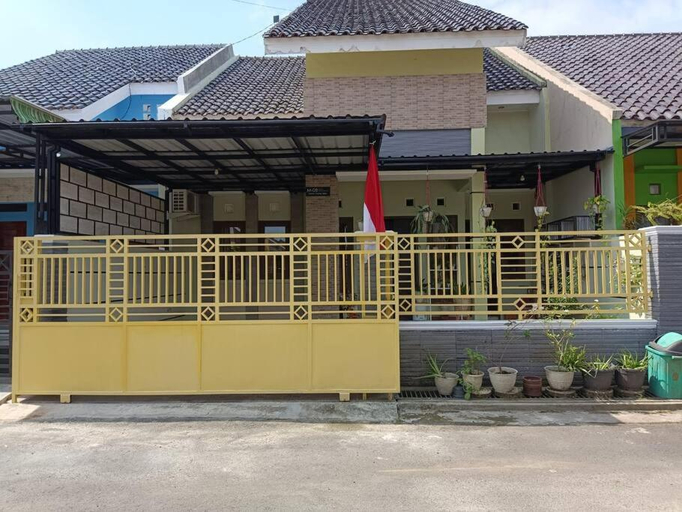 Exterior & Views 5, Emmir Homestay, Cilacap