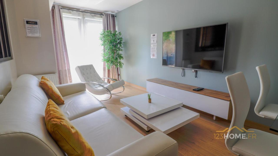 Others 4, 123home - Suite & spa XL, Seine-et-Marne