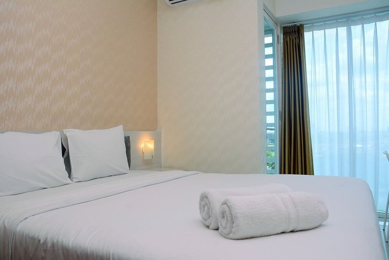 Bedroom 3, 콤피 위스 모던 스타일 1BR 그랜드 카말라 라군 아파트먼트, Bekasi