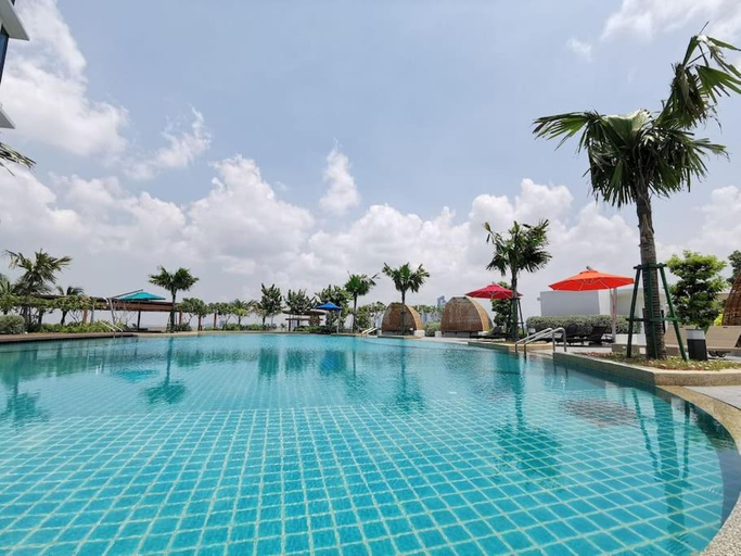 Sport & Beauty, Almas Muji Studio 100mbps Netflix STAY, Johor Bahru