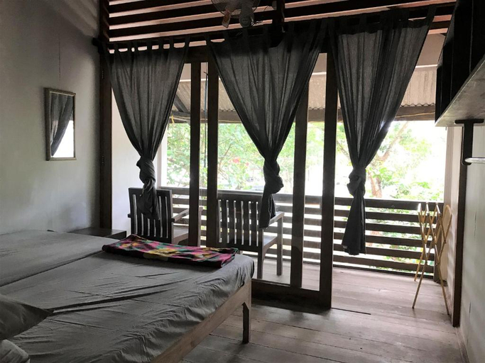 Bedroom 2, BK Homestay: chill by the beach, Pangandaran