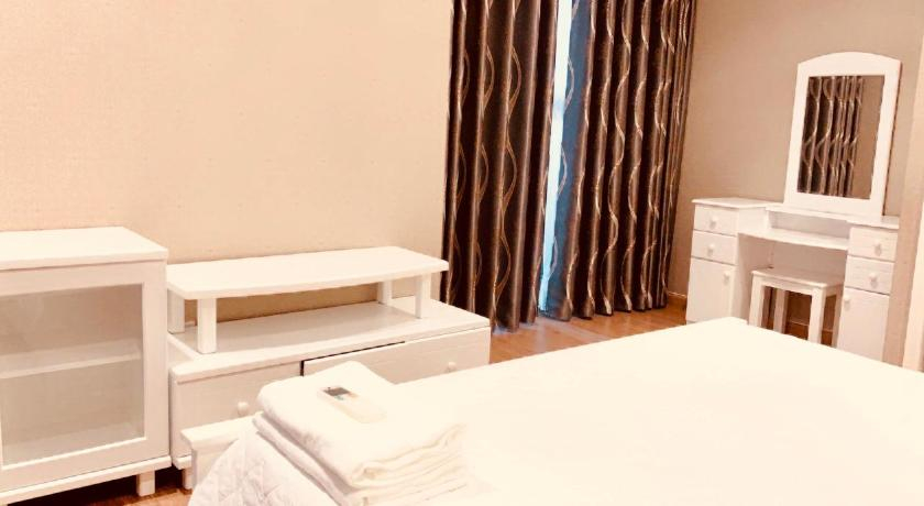 Bedroom 2, KAY'S HOME-Vinhomes Luxury Apartment, Bình Thạnh