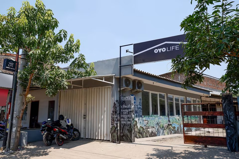 Others 1, Griya Kangen, Demak