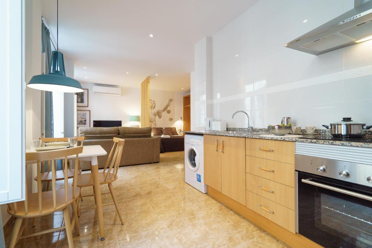 Others 3, Apartment in El Mercat, Valencia