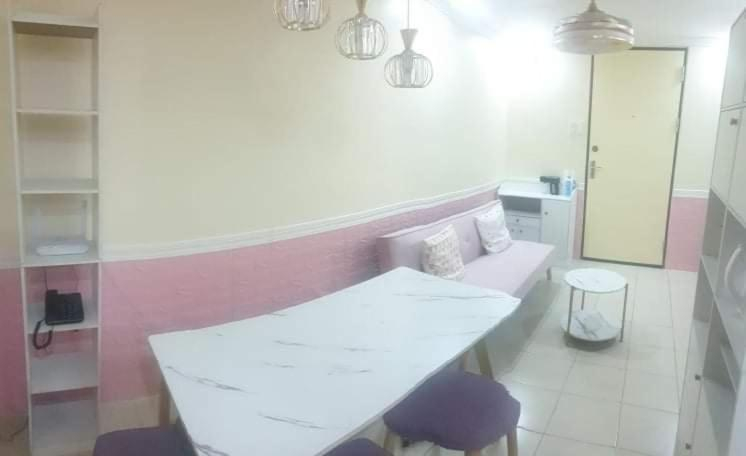 Two Bedrooms with Korean Kitchenette FREE Parking, Manila City