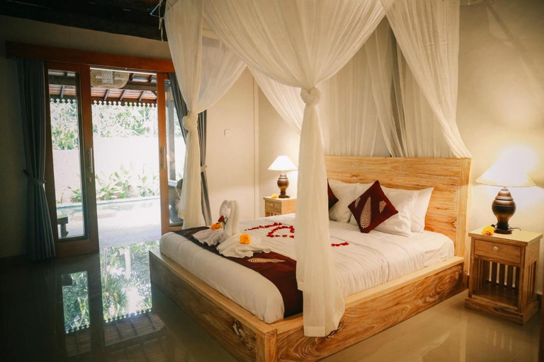 Bedroom 2, Private Villa with nature atmosphere by Pondok Dino, Gianyar