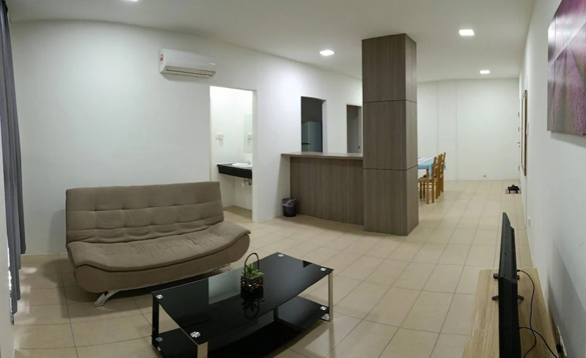 Others 3, Roxy Apartment 3rd Mile Kch Lovely 2 BR Cozy Stay, Kuching