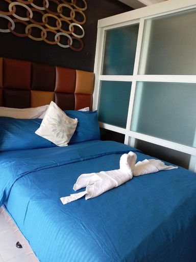 Bedroom 4, Free WIFI & Netflix! The Elchies Room Tagaytay, Tagaytay City