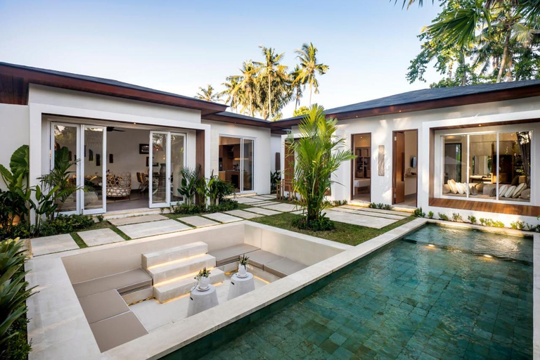 Sport & Beauty 5, Tropical Green Views Private 4BR Pool Villa Jeanne, Pulau Phuket