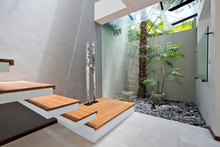 Others 4, VILLA OLYMPIA, Badung