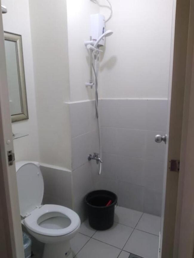 Bathroom, Urban deca tower by Marie Faye, Mandaluyong