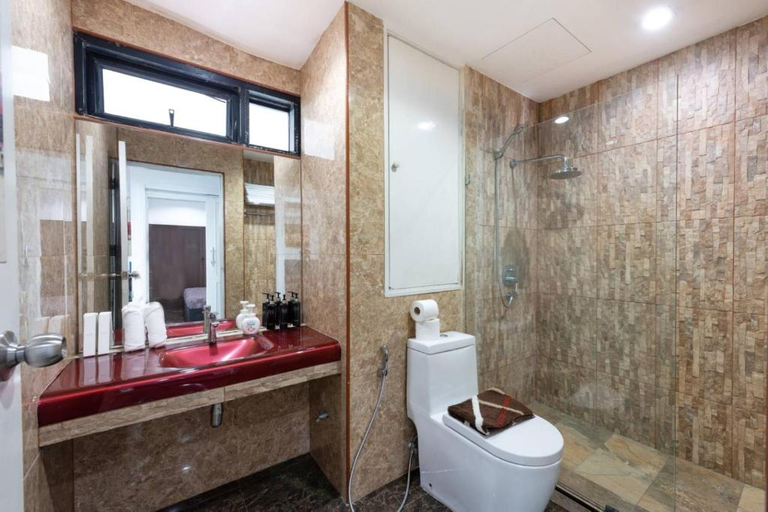 Bathroom 3, Entire house - 3bedrooms2baths Near Patong Beach 10 Km Away, Pulau Phuket
