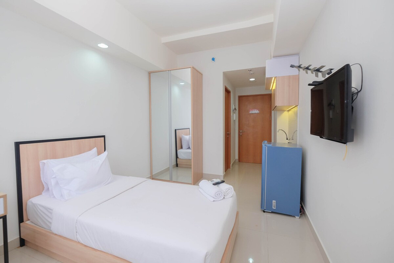 Pleasurable Studio at Evenciio Apartment Near Campus Area, Depok