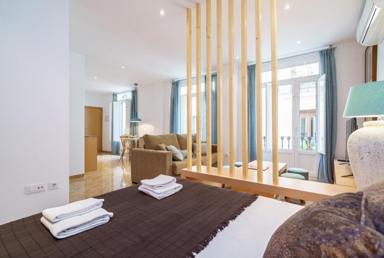Bedroom 5, Apartment in El Mercat, Valencia