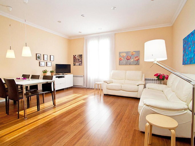 Others 5, Apartment Eixample Esquerre Gran Via Balmes by Interhome, Barcelona
