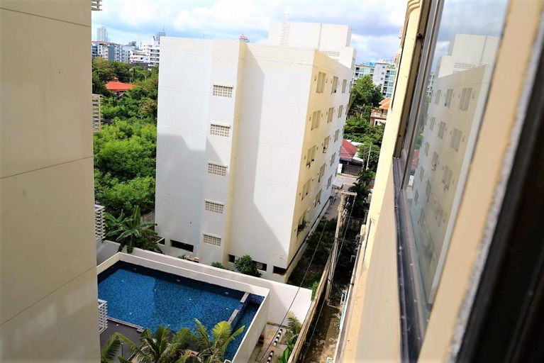 Others 3, Thepthip Mansion Pratumak, Pattaya
