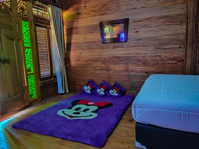 Bedroom 5, joglo karinduaji madasari, Pangandaran