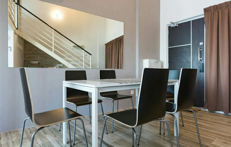 Others 4, RumahKu Airport, 3-Bed Exec Suite 我家三床行政套房, Penang Island